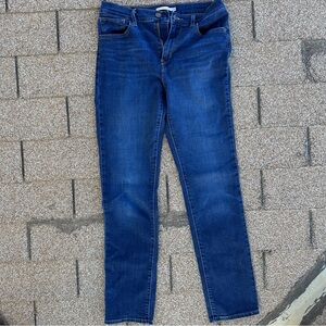 Levi’s 724 High Rise Straight Size 29